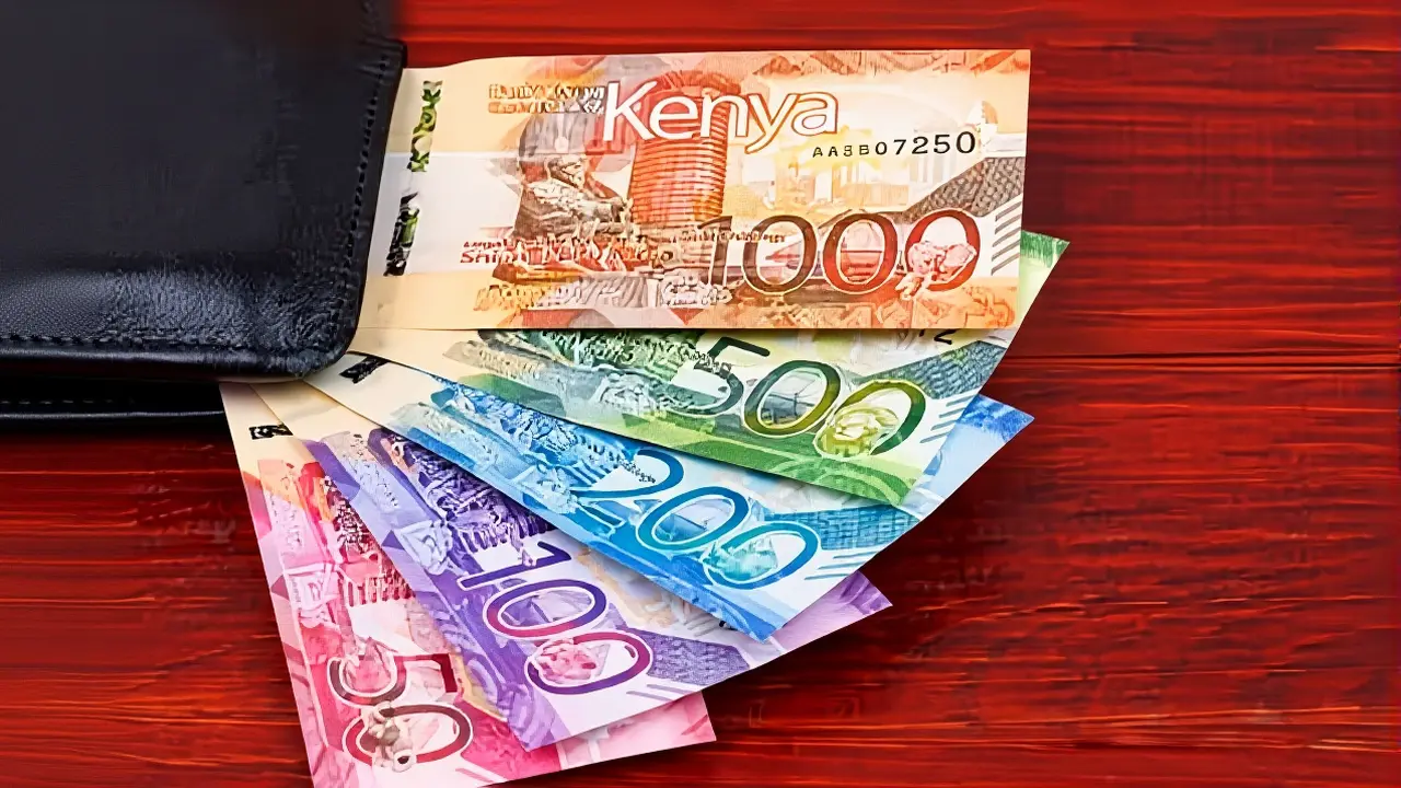 Kenyan Shilling Slumps to Record Low as Experts Warn of KSh 135 Slide